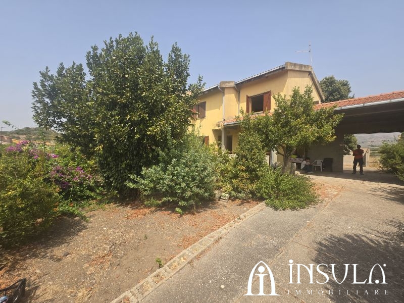 Villa indipendente libera...